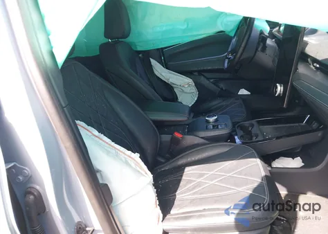 2024 Ford Mustang Mach-E Select z USA, uszkodzony, nr VIN 3FMTK1R46RMA23758